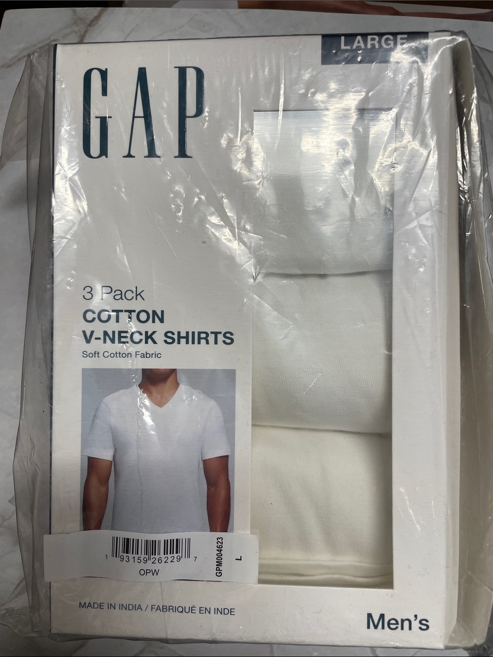 GAP Men's White 3-Pack Cotton V-Neck T-Shirts